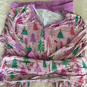 Little Sleepies Pink Merry & Bright Women’s Viscose Pajama Set. Size Small
